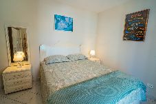 Apartamento em  - Apartamento Pet Friendly c Garagem a 150m da Praia