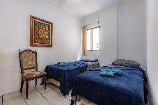 Apartamento em  - Apartamento com Varanda, Churrasqueira e Vista Mar