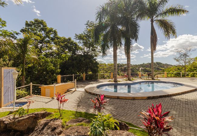 Casa em  - Casa de Campo com Vista, Piscina e Área Gourmet