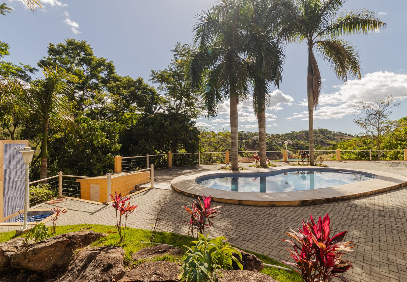 Casa em  - Casa de Campo com Vista, Piscina e Área Gourmet