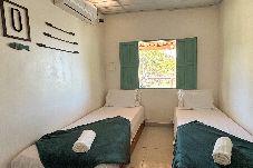 Casa em Salvador - Casa Coqueiral: lazer completo a 200m da Praia