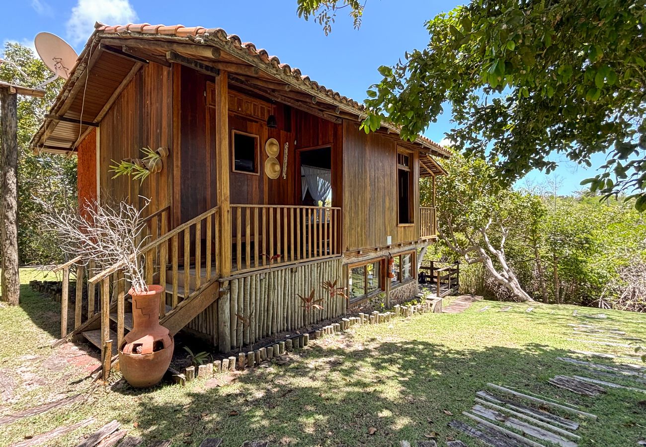 Apartamento em Prado - Bangalô à beira da lagoa, 200m da Praia - Corumbau