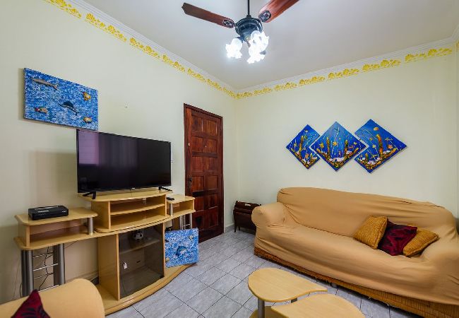 Apartamento em Praia Grande - Apartamento a 550 m da praia com Wi-Fi e Garagem