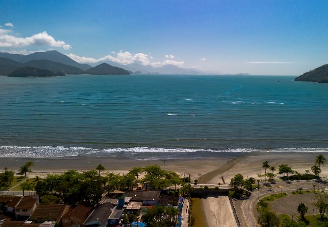 Apartamento em Ubatuba - Loft com Wi-Fi e Smart Lock perto do Projeto Tamar