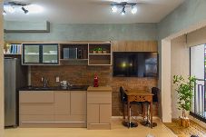 Apartamento em São Paulo - Flat Pet Friendly c Academia a 200m do metrô