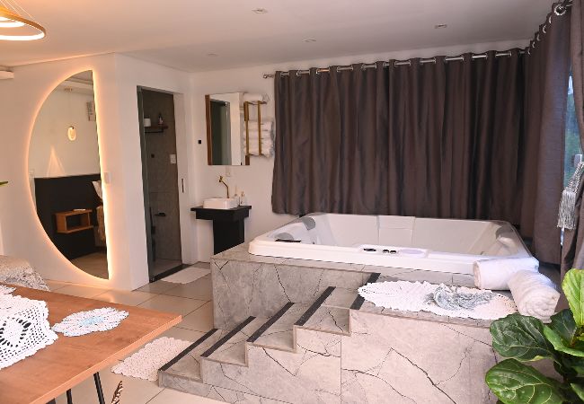 Casa em Santa Rosa - Cabana Pet Friendly com Hidro e Churrasqueira