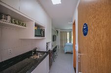 Apartamento em Ipojuca - Seu Oásis Pé na Areia c Lazer de Clube - Muro Alto