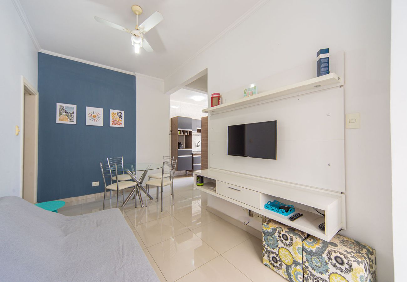 Apartamento em Santos - Apto Beira Mar em Cond. c Salão de Jogos e Quadra