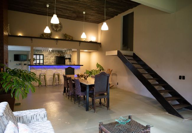 Casa em Domingos Martins - Casa Pet Friendly c 3 suítes, Lareira e Natureza