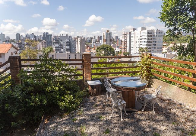 Casa em  - Casa com Vista, Lareira e Churrasqueira na Serra