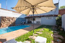 Casa em São Carlos - Casa com Piscina e Churrasqueira no Parque Fehr