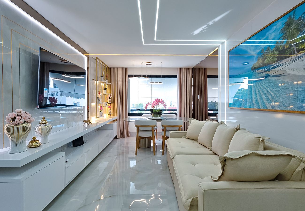 Apartamento em  - Apto Alto Padrão com Garagem e Piscina na Graça