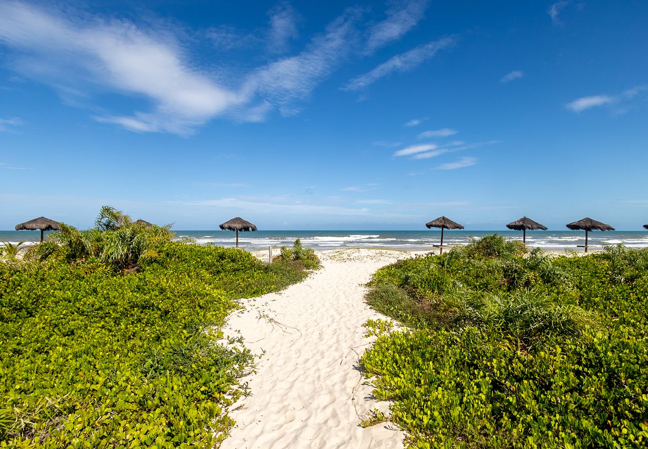 Apartamento em Ilhéus - Apto com Piscina, Vaga e Smart Lock em Aritaguá