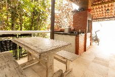 Apartamento em Angra dos Reis - Loft Beira-mar com Wi-Fi e Churrasqueira - Marinas