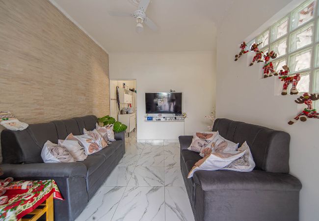 Casa em Praia Grande - Casa Pet Friendly com Wi-Fi e Garagem no Ocian