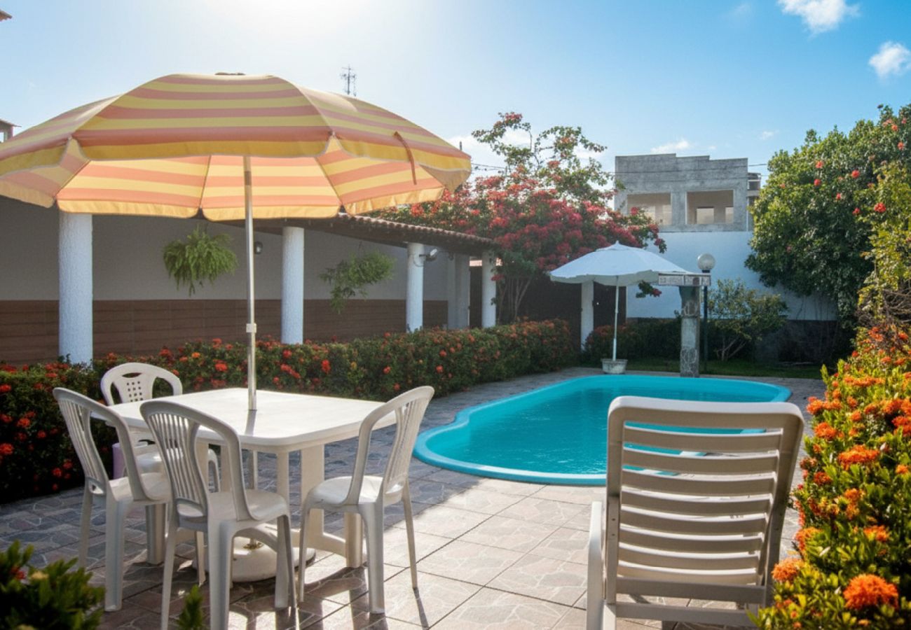 Casa em Esplanada - Casa com Piscina e Churrasqueira em Baixio