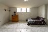 Apartamento em Guarapari - Apto Pet Friendly com Garagem a 400m da Praia