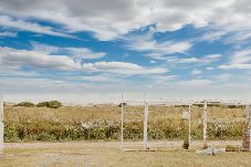 Casa em Rio Grande - Casa com Churrasqueira, Quintal, Ar Cond e Garagem