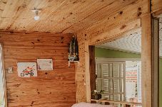 Casa em Rio Grande - Casa com Churrasqueira, Quintal, Ar Cond e Garagem