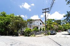 Casa em Petropolis - Casa c Garagem e Varanda a 400 m do Museu Imperial
