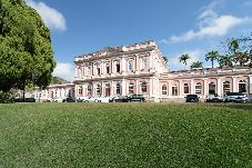 Casa em Petropolis - Casa c Garagem e Varanda a 400 m do Museu Imperial