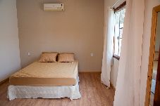 Casa em Ubatuba - Casa c Piscina e Churrasqueira na Praia Maranduba