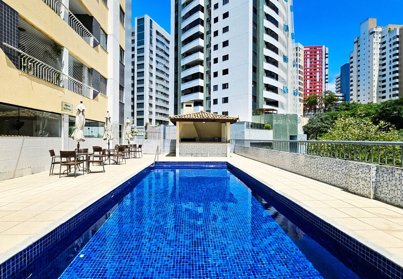 Apartamento em Salvador - Apto c Piscina, Academia e Churrasqueira em Pituba
