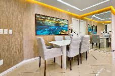 Apartamento em Salvador - Apto c Piscina, Academia e Churrasqueira em Pituba