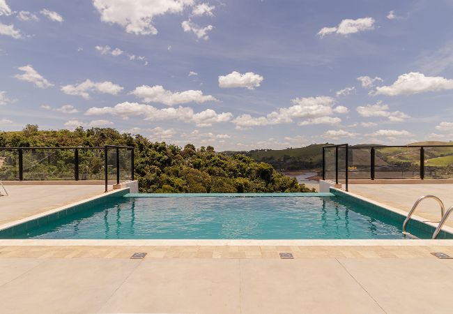 Casa em Igaratá - Casa Alto Padrão com Piscina, Sauna e Vista