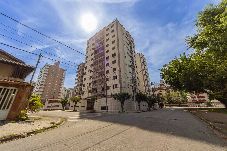 Apartamento em Praia Grande - Apto com Piscina e Garagem a 300m da Praia