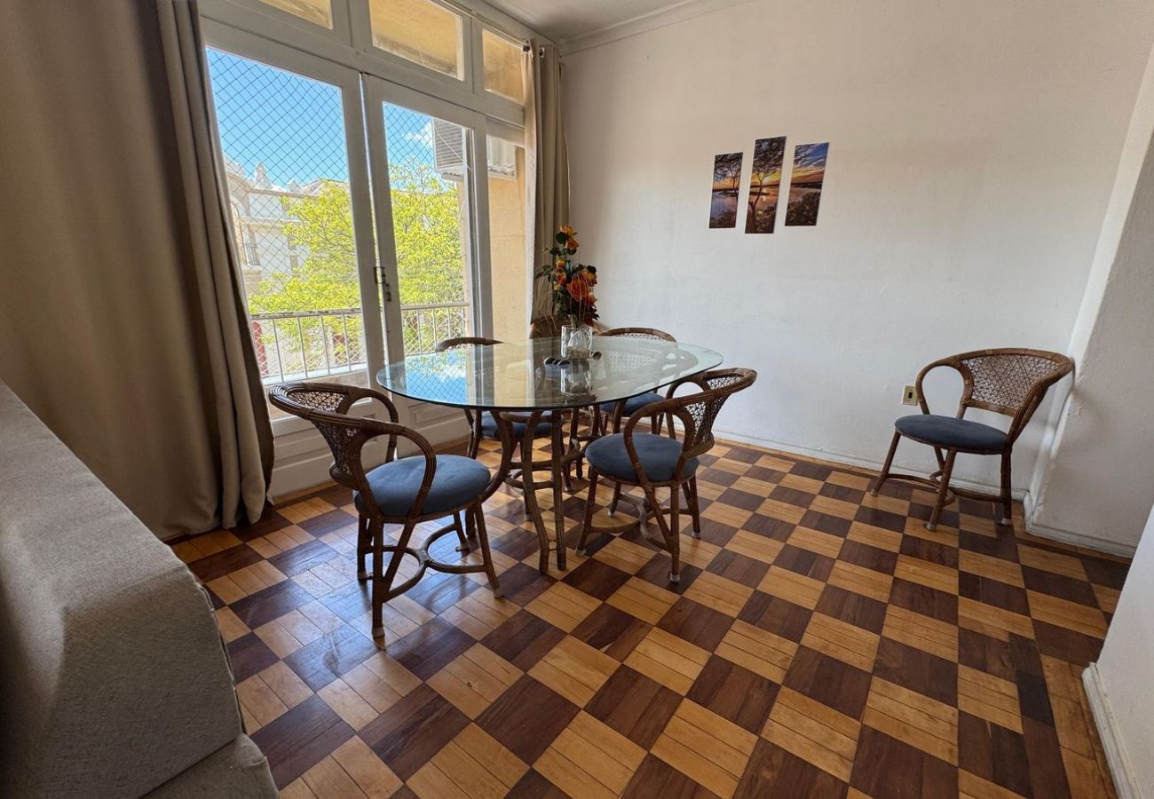 Apartamento em Bagé - Apto Pet Friendly com Ar condicionado no Centro