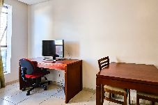 Apartamento em Salvador - Flat Pet Friendly com Academia, Wi Fi e Garagem