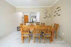 Apartamento em Praia Grande - Apto com Garagem a 300m da Praia no Vila Tupi