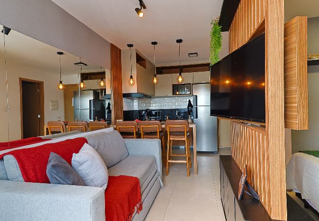 Apartamento em  - Studio Pet Friendly c Garagem e Varanda no Centro