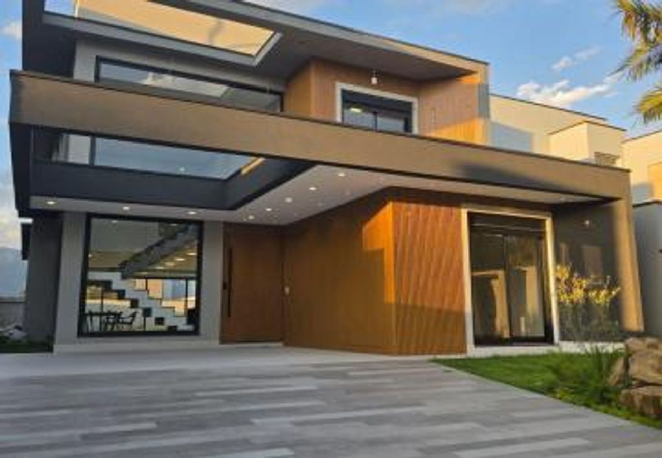 FARM_STAY em Jundiaí - casa teste api