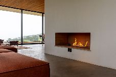 Casa em Bueno Brandão - Casa de Campo com Piscina e Vista em Vargem Grande