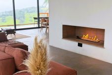 Casa em Bueno Brandão - Casa de Campo c Vista da Serra e Piscina Aquecida