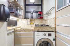 Apartamento em Rio de Janeiro - Moderno Estúdio a 1 quadra da Praia de Copacabana