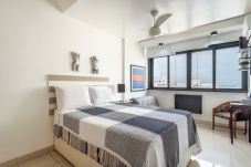 Apartamento em Rio de Janeiro - Moderno Estúdio a 1 quadra da Praia de Copacabana