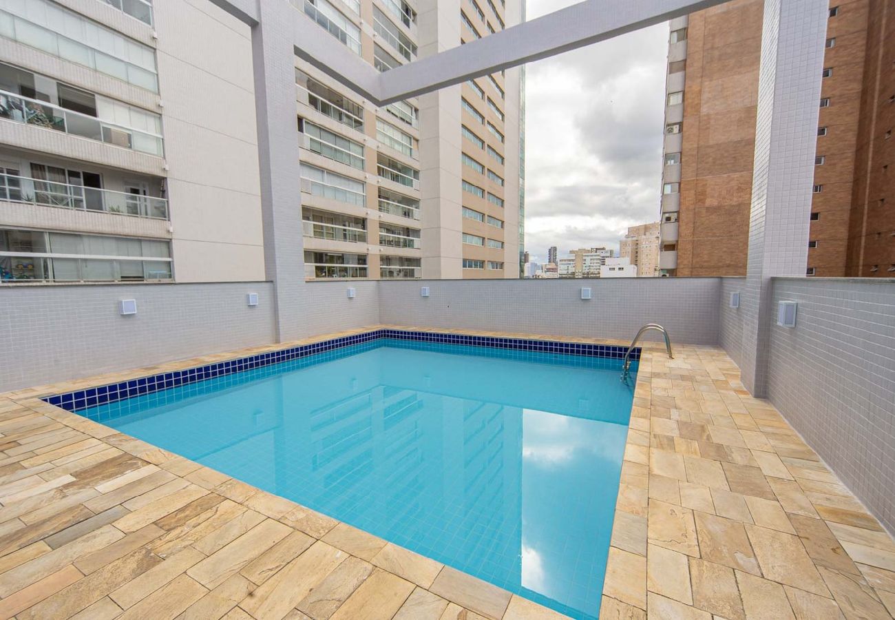 Apartamento em Santos - Loft com Piscina, Academia e Garagem no Gonzaga