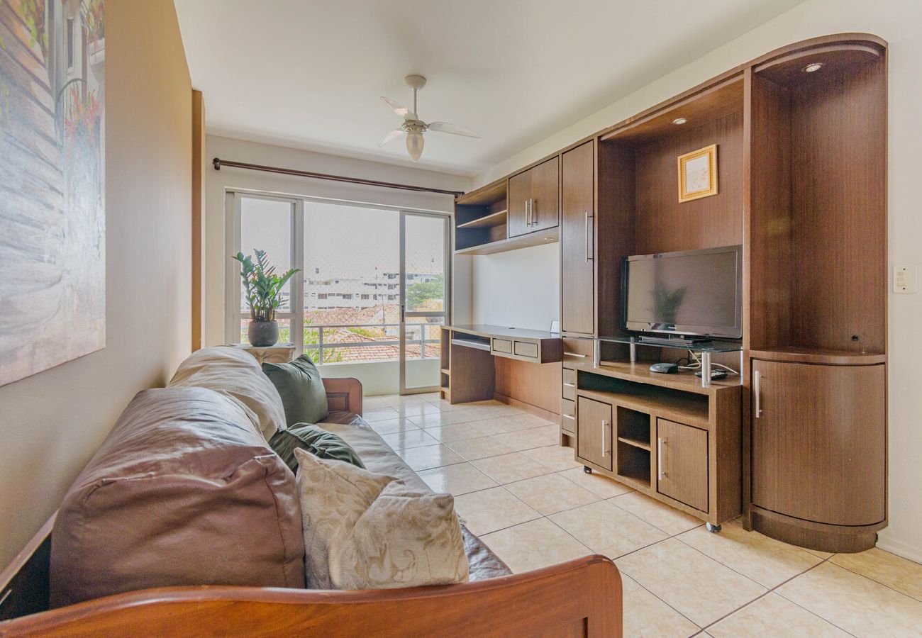 Apartamento em Florianópolis - Apto com Wi-Fi a 50m da Praia de Canasvieiras