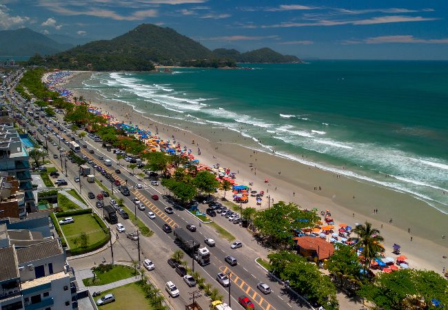 Apartamento em Ubatuba - Ótimo Apartamento a 450m da Praia Grande - Ubatuba