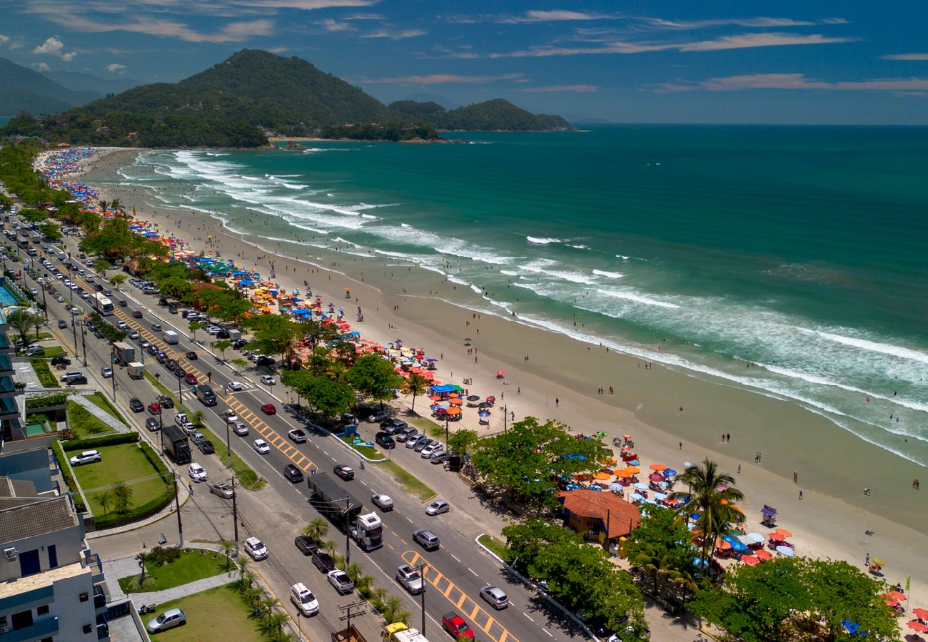Apartamento em Ubatuba - Ótimo Apartamento a 450m da Praia Grande - Ubatuba