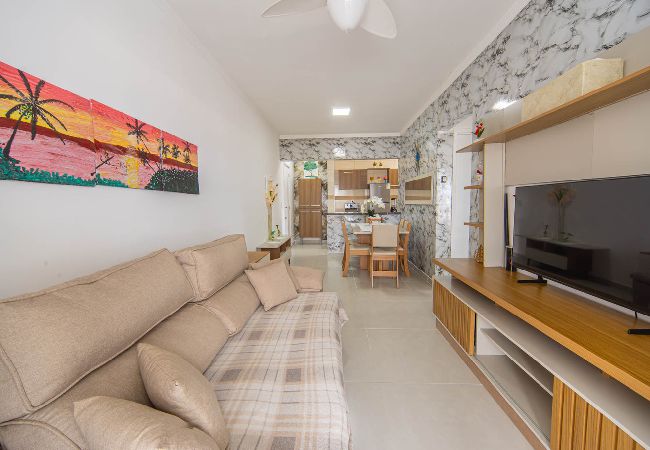 Apartamento em Praia Grande - Apto com Garagem e Varanda a 450m da Praia