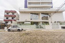 Apartamento em Praia Grande - Apto com Garagem e Varanda a 450m da Praia