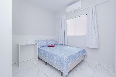 Casa em Penha - Casa com Garagem a 15 min do Beto Carrero World