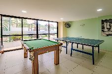 Apartamento em Salvador - Apto com 3 suítes, Piscina e Sauna a 450m da Praia