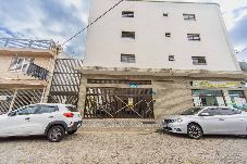 Apartamento em Praia Grande - Studio c Ar Condicionado perto da Praia da Aviação