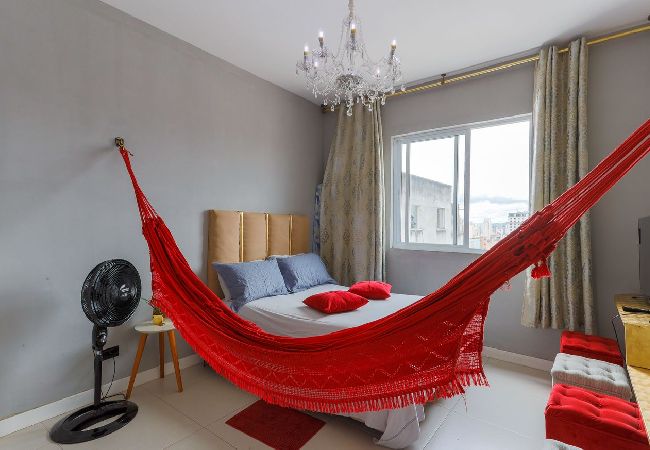 Apartamento em São Paulo - Apartamento no Centro com Wifi e a 500m do Metrô