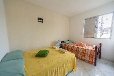 Apartamento em Peruíbe - Apartamento com Wifi e Garagem no Jardim Itatins